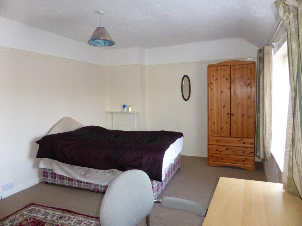 Additional property image - HOUSE SHARE Ashbrook Road
