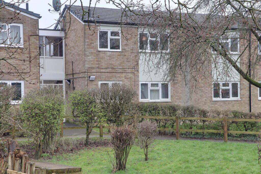 Main image of property: Ascot Crescent, Stevenage, Hertfordshire, SG1