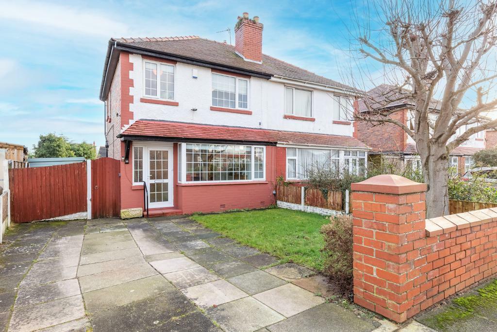 3 bedroom semidetached house for sale in Oakwood Drive, Ainsdale