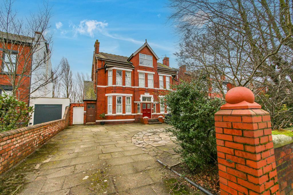 6 bedroom detached house for sale in Cambridge Road, Churchtown