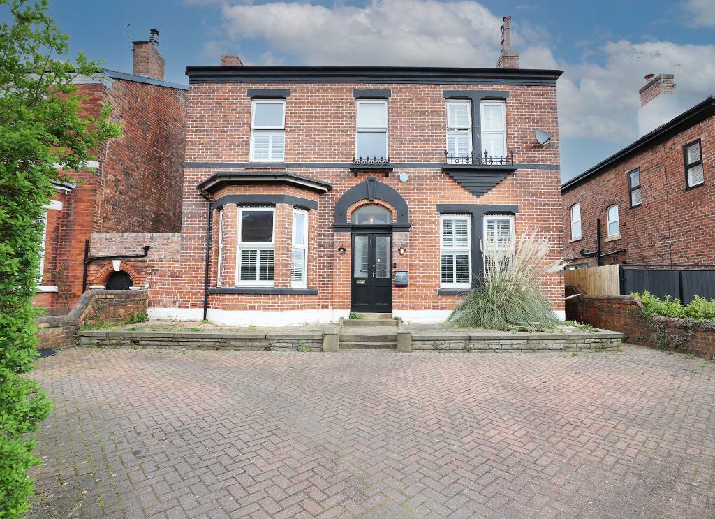 5 bedroom detached house for sale in Welbeck Road, Birkdale, Southport