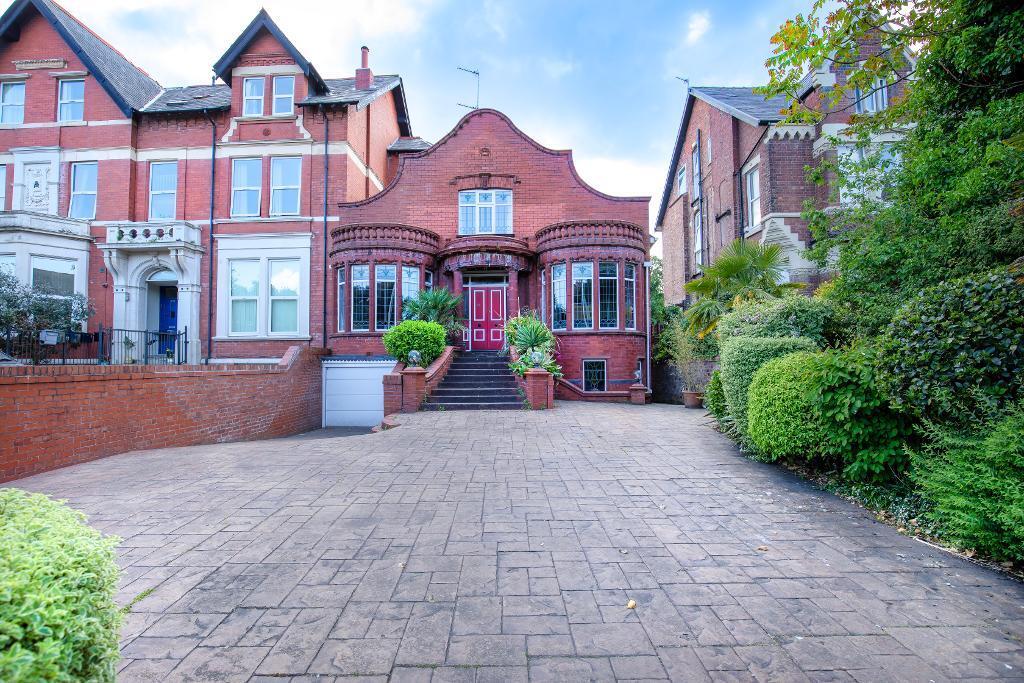 Main image of property: Scarisbrick New Road, Southport, Merseyside, PR8 6QE