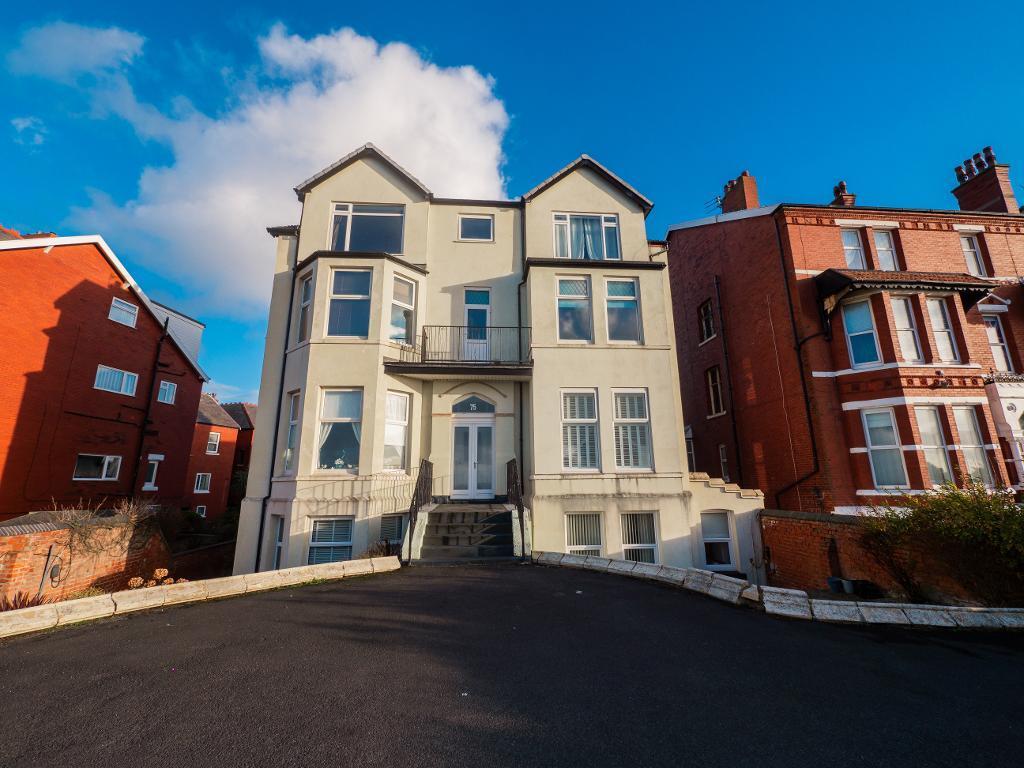 Main image of property: The Promenade, Southport, Merseyside, PR9 0JJ