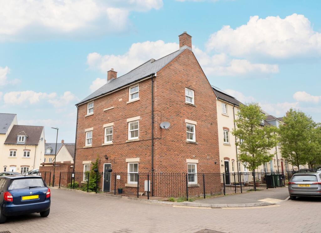 Main image of property: Greenaways, Ebley, Stroud, GL5