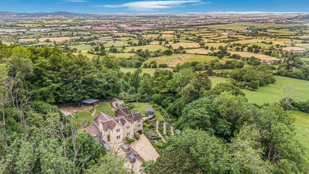 Main image of property: Holywell, Edge, Stroud, GL6