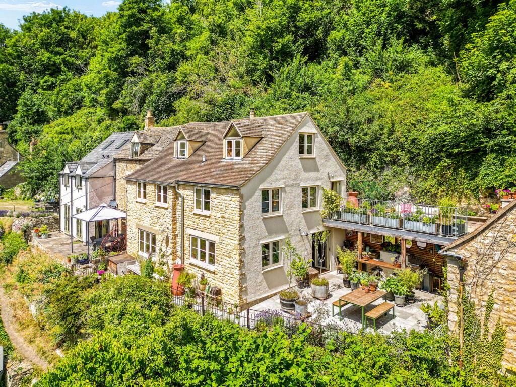 Main image of property: High Street, Chalford, GL6