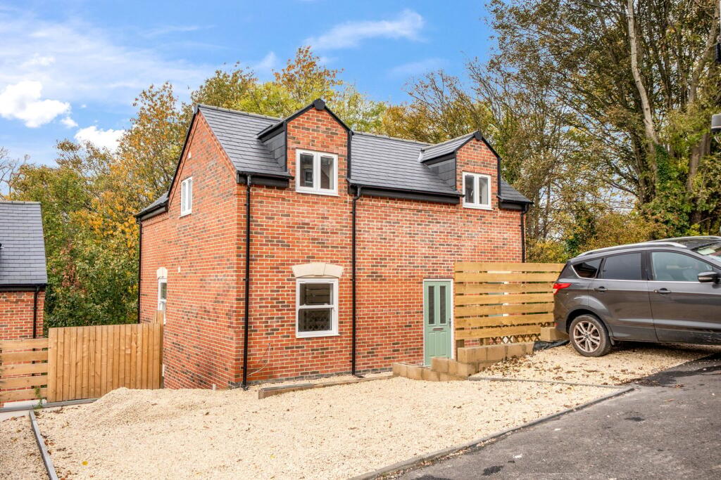 Main image of property: Lower Spillmans Road, Rodborough, GL5