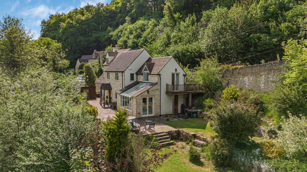 Main image of property:  Hartley Bridge, Horsley, GL6
