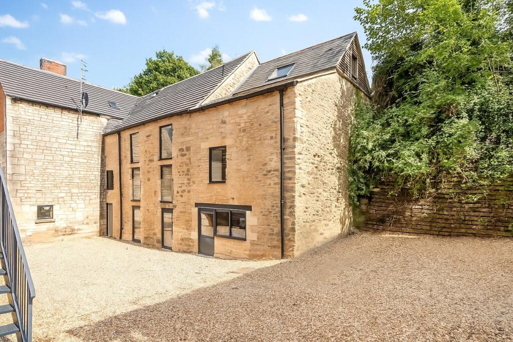 Main image of property: Tetbury Lane, Nailsworth, GL6