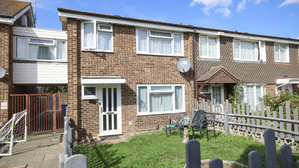Main image of property: Thorn Walk, Sittingbourne, ME10