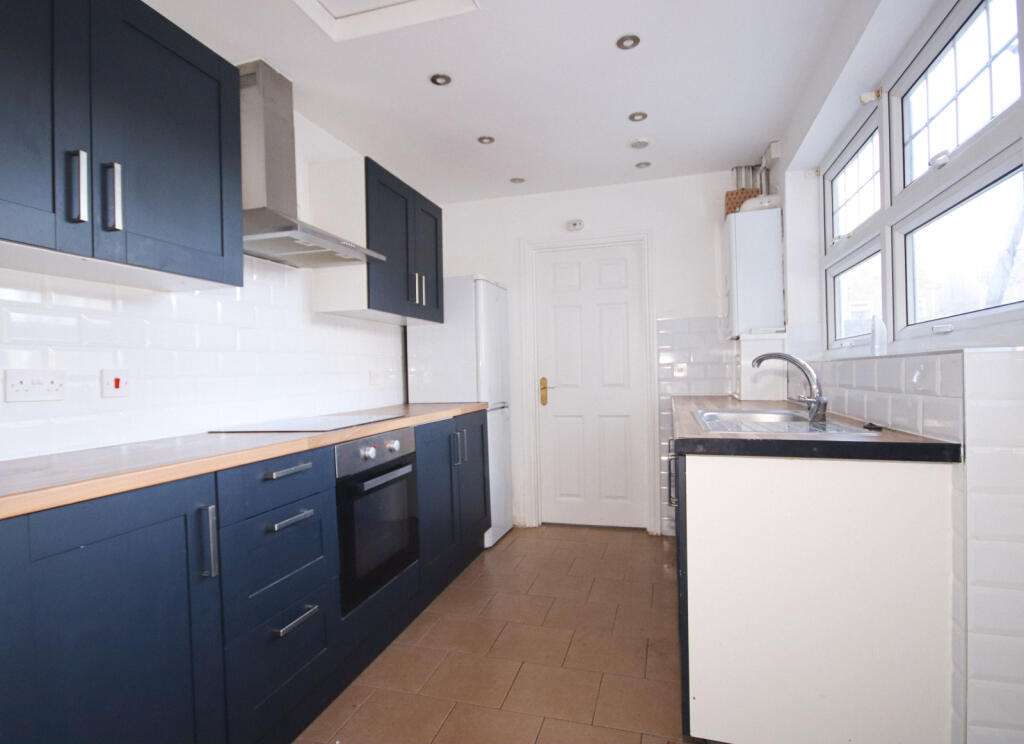 Main image of property: Park Road, Sittingbourne, Kent, ME10 1DR