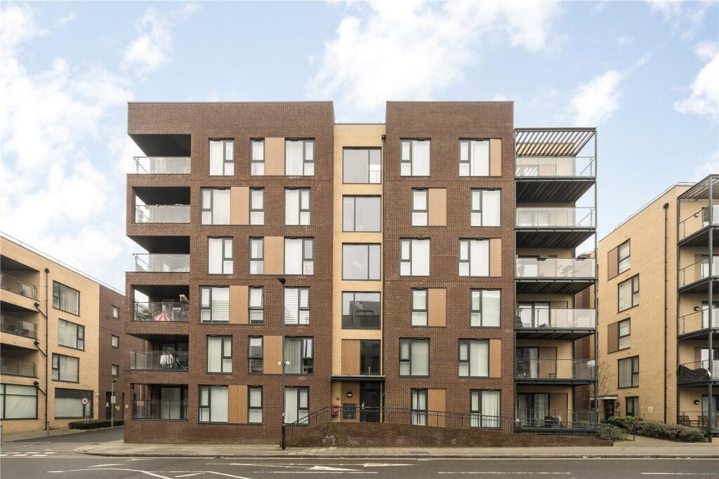 Main image of property: Grove Park, London, NW9