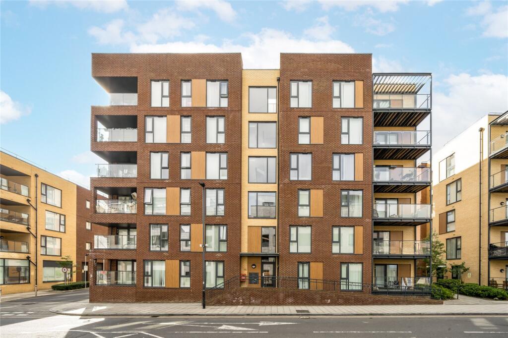 Main image of property: Grove Park, London, NW9