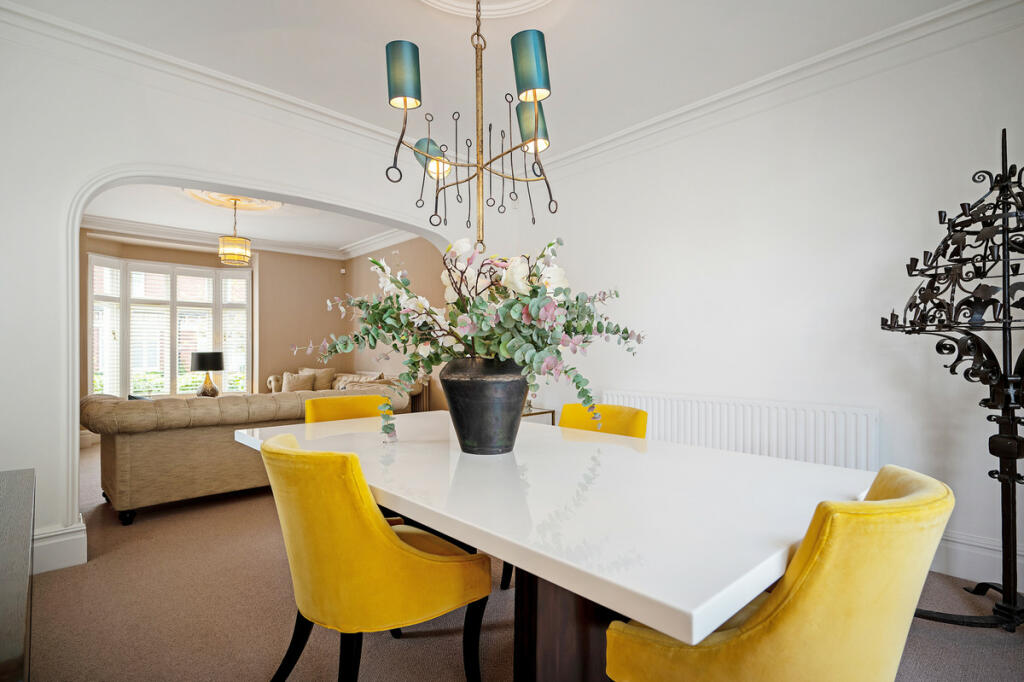 5 bedroom semidetached house for sale in Wentworth Road, Harborne