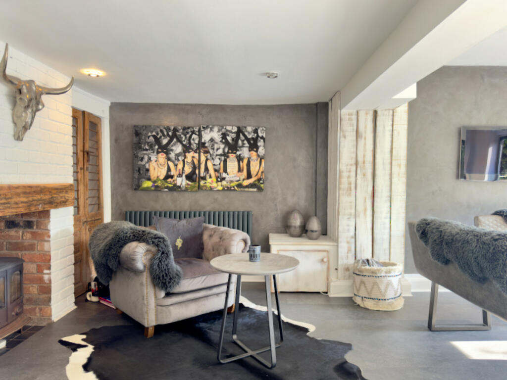 Additional property image - High Street, Henley-In-Arden, Warwickshire B95 5AG