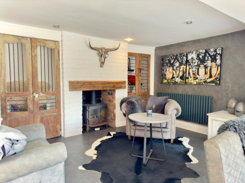 Additional property image - High Street, Henley-In-Arden, Warwickshire B95 5AG
