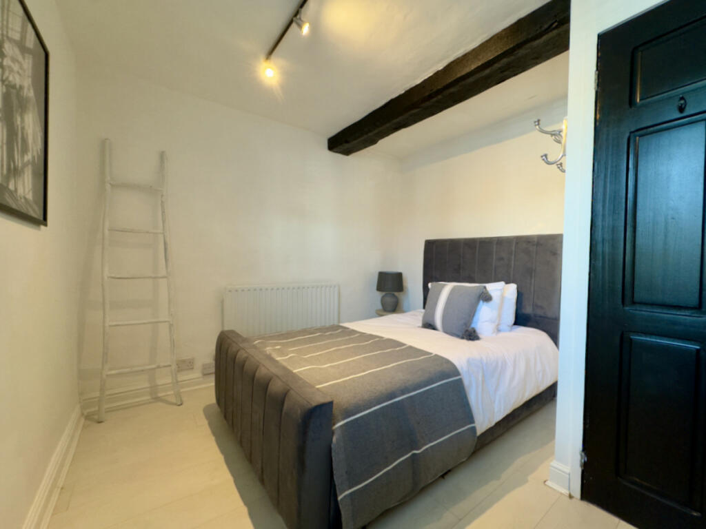 Additional property image - High Street, Henley-In-Arden, Warwickshire B95 5AG