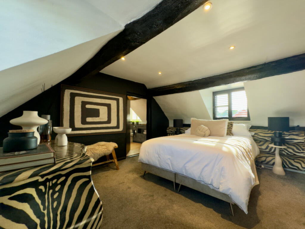Additional property image - High Street, Henley-In-Arden, Warwickshire B95 5AG