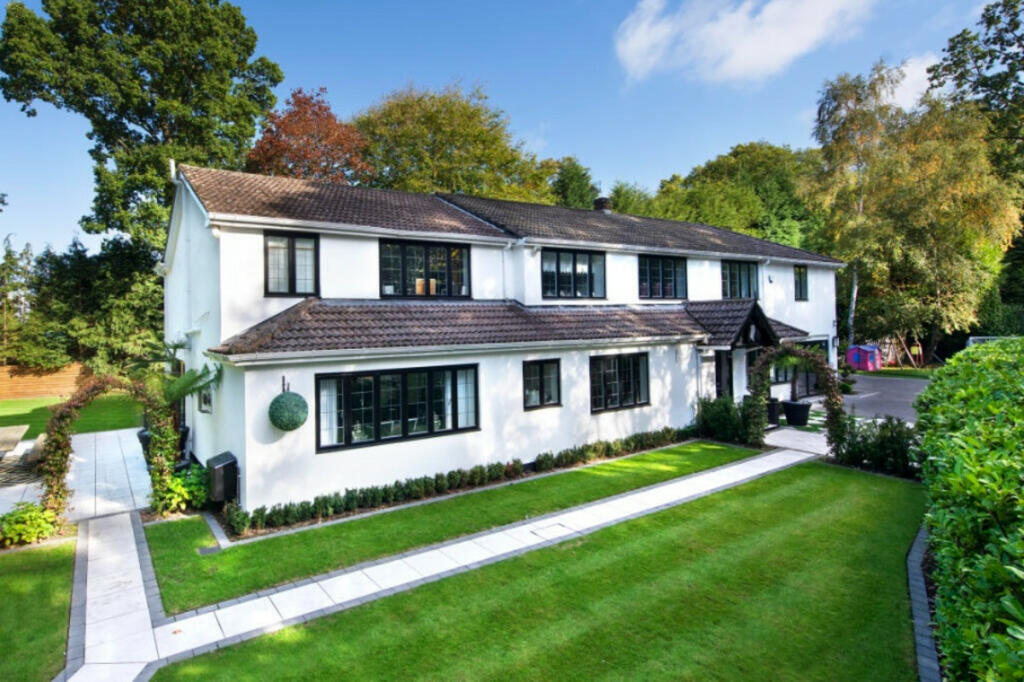 Additional property image - Claverdon Drive, Sutton Coldfield, West Midlands B74 3AH