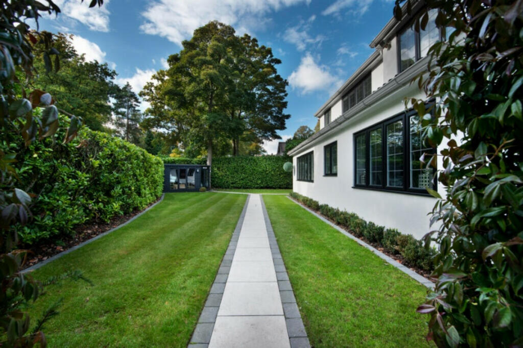 Additional property image - Claverdon Drive, Sutton Coldfield, West Midlands B74 3AH