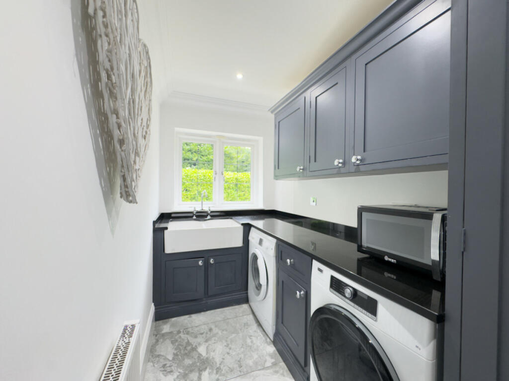 Additional property image - Claverdon Drive, Sutton Coldfield, West Midlands B74 3AH