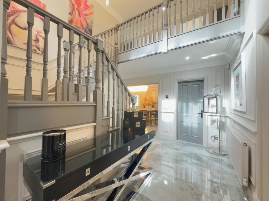 Additional property image - Claverdon Drive, Sutton Coldfield, West Midlands B74 3AH