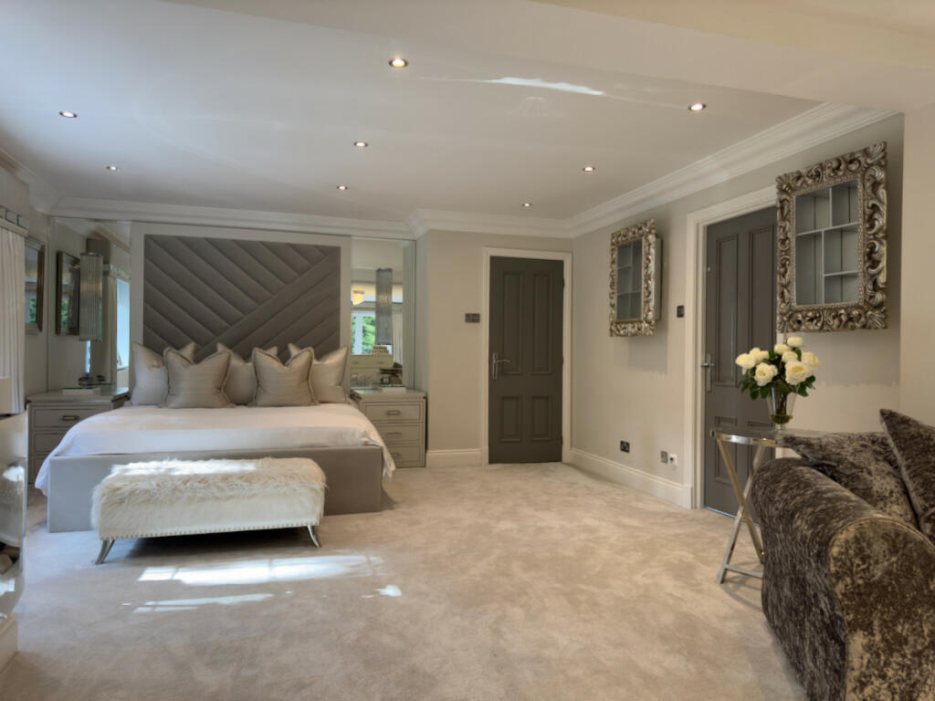 Additional property image - Claverdon Drive, Sutton Coldfield, West Midlands B74 3AH