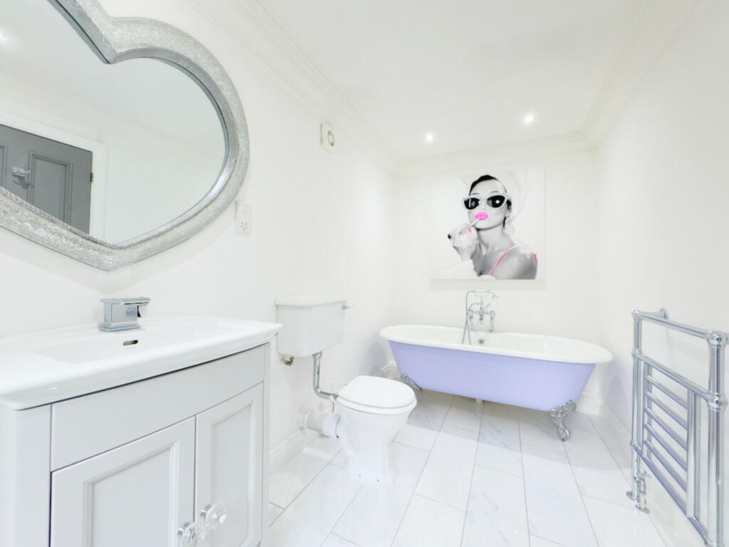 Additional property image - Claverdon Drive, Sutton Coldfield, West Midlands B74 3AH