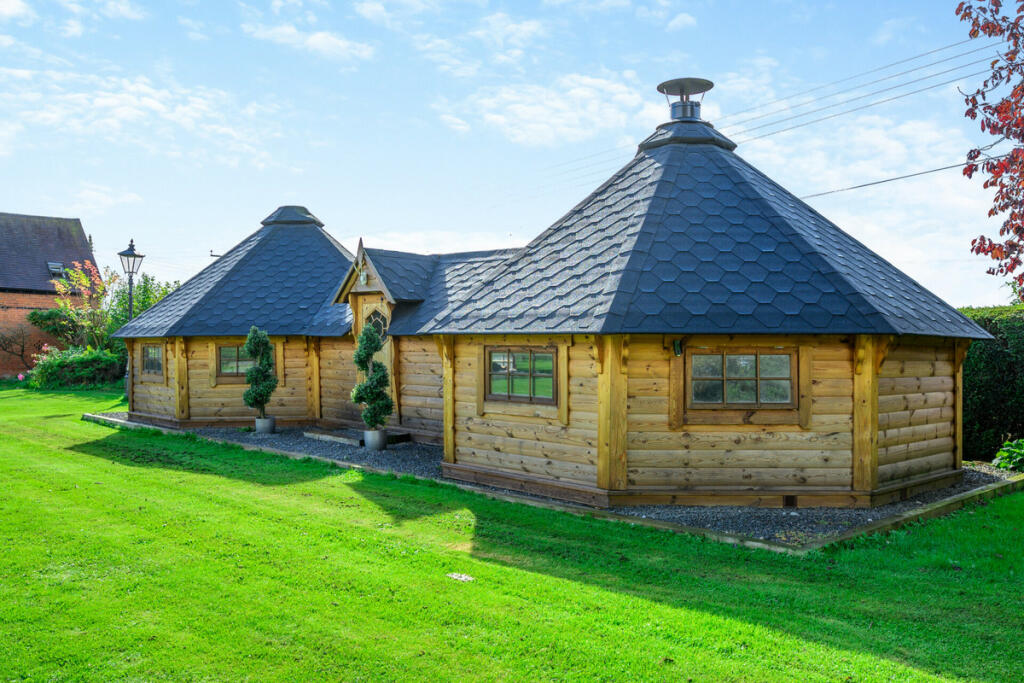 Additional property image - Arnolds Lane, Maxstoke, North Warwickshire B46 2QJ