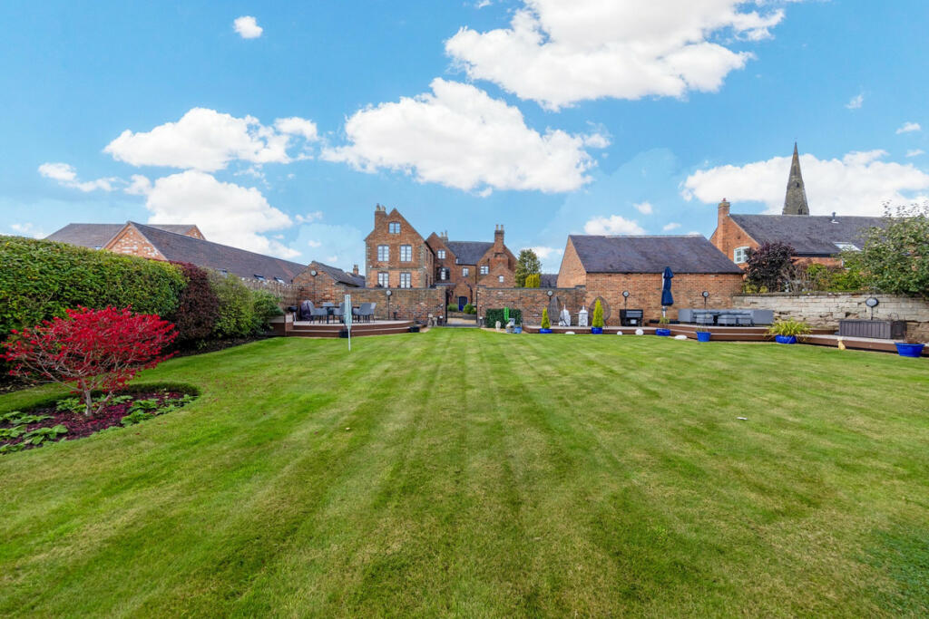 Additional property image - Main Road Newton Regis, Warwickshire, B79 0NA
