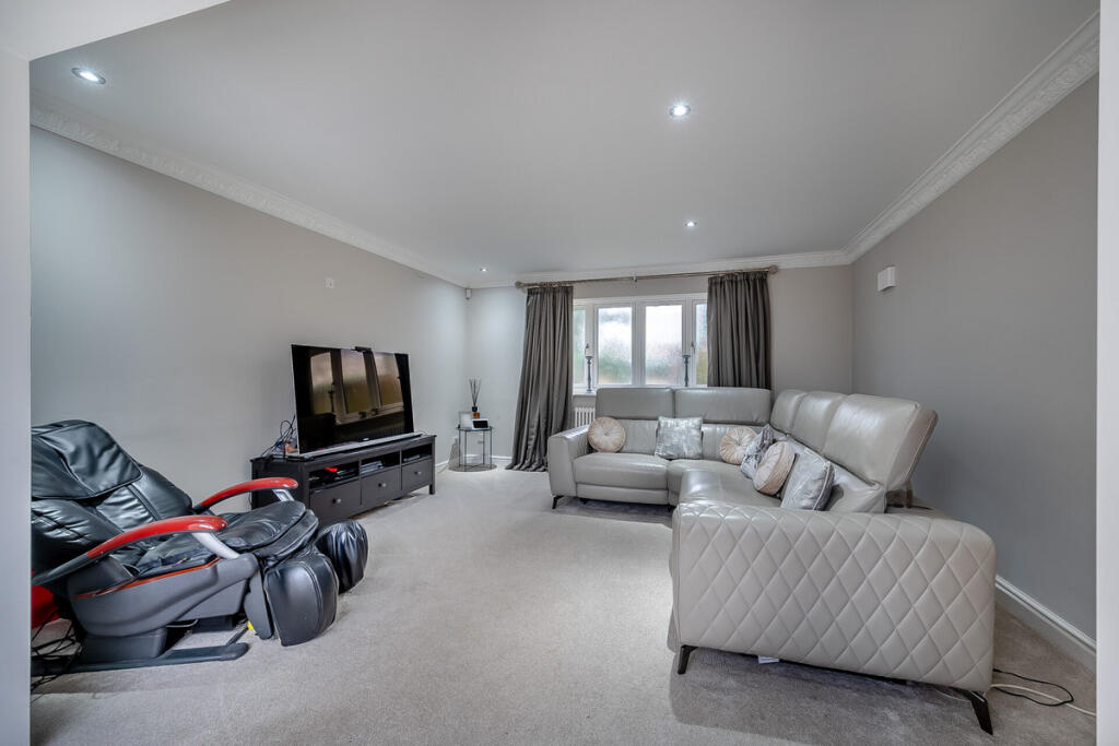 Additional image 31 of The Colesleys, Coleshill, Warwickshire B46 3BU