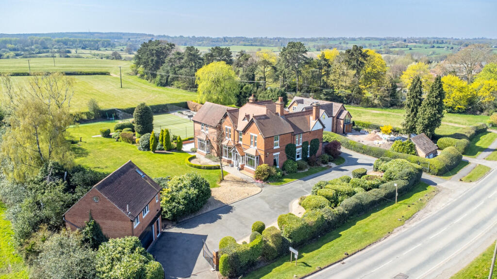Main image of property: Coventry Road, Fillongley, Warwickshire CV7 8BZ