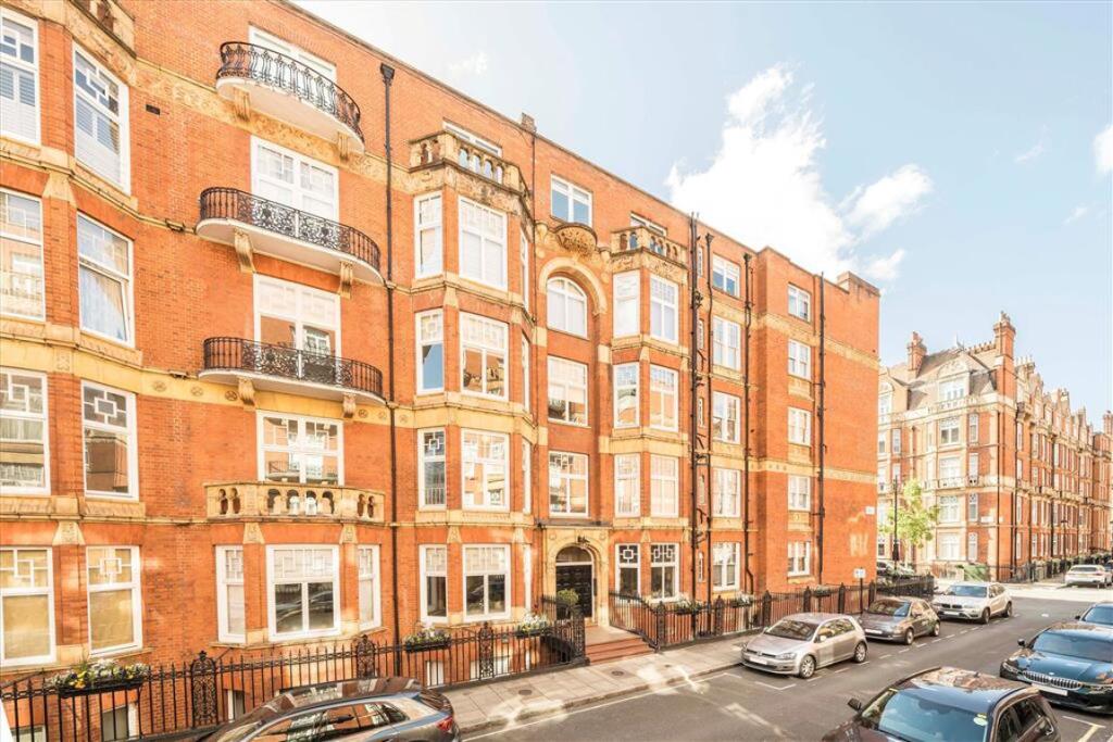 Main image of property: Montagu Mansions, Marylebone