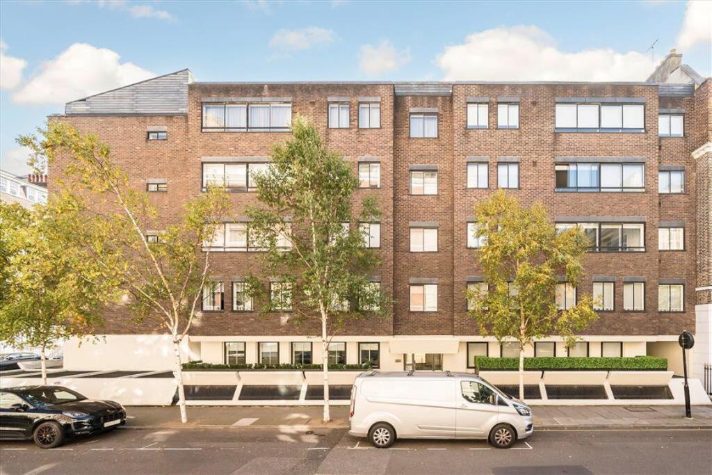 Main image of property: Queen Anne Street, Marylebone