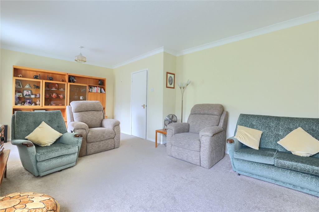 4 bedroom detached house for sale in Runnymede, Nunthorpe, TS7