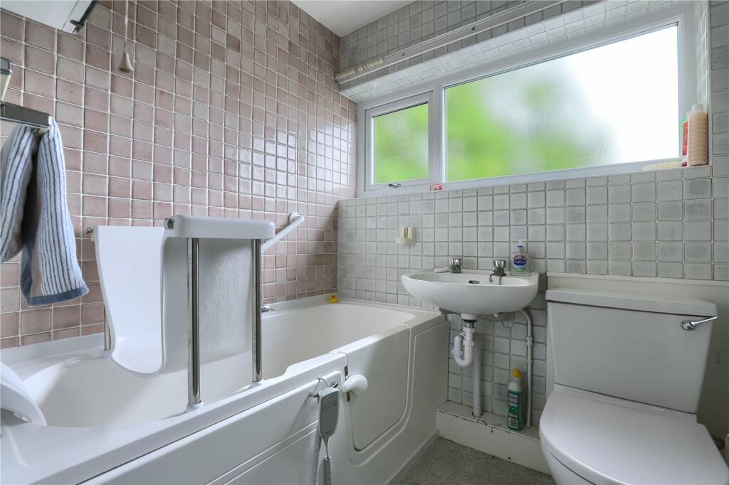 3 bedroom semidetached house for sale in Rookwood Road, Nunthorpe, TS7