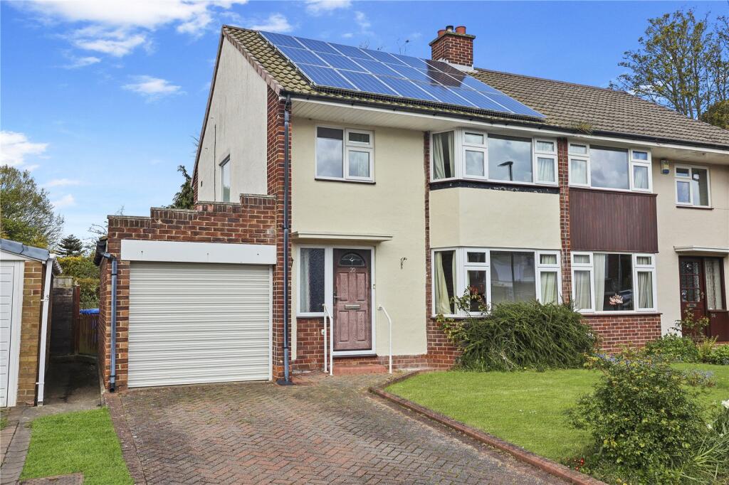 3 bedroom semidetached house for sale in Hambleton Road, Nunthorpe, TS7
