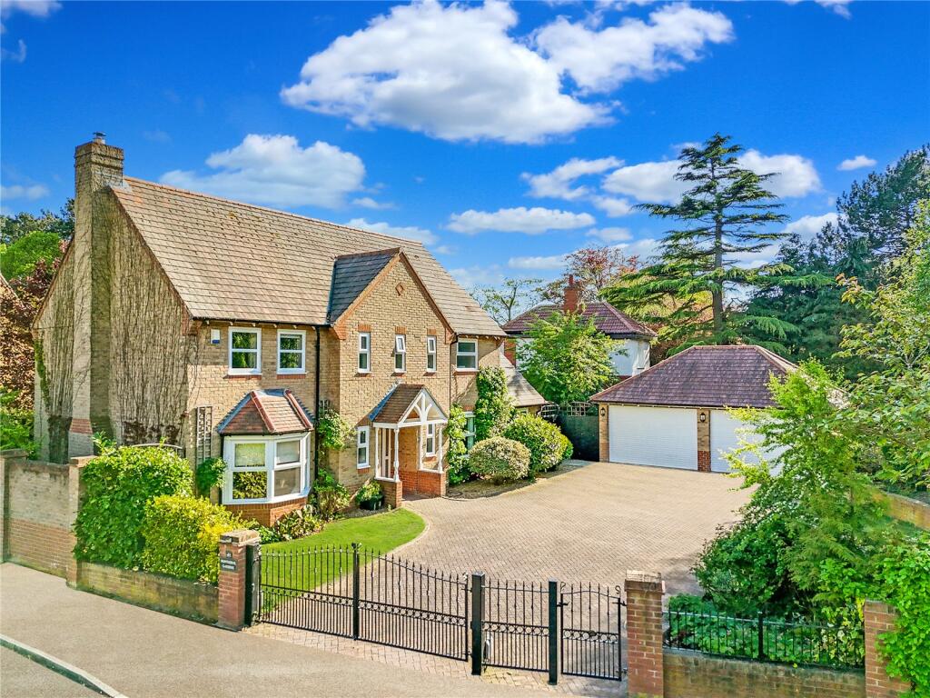 Main image of property: Nunthorpe Gardens, Nunthorpe