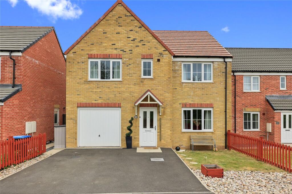 Main image of property: Pearwood Place, Ladgate Woods