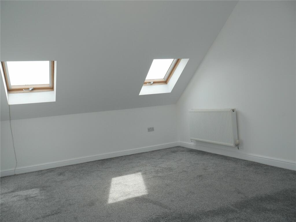 Additional property image - Swincliffe Gardens, Gomersal, Cleckheaton, BD19