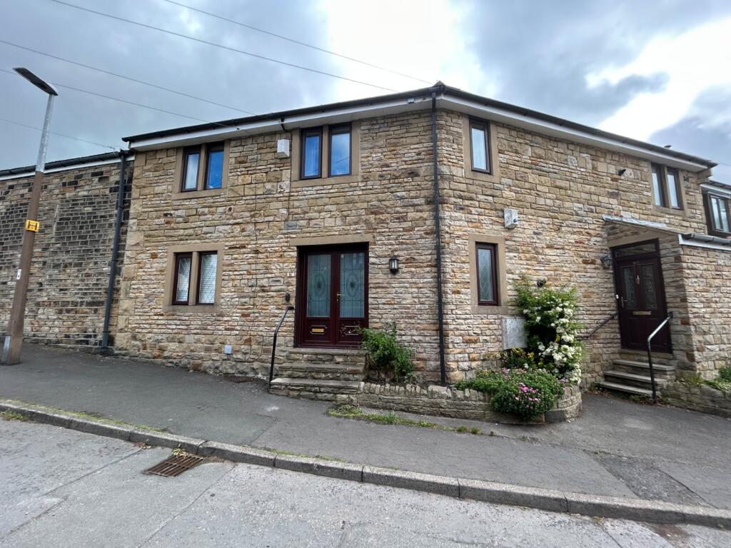 Main image of property: Lower Lane, Gomersal, Cleckheaton, BD19