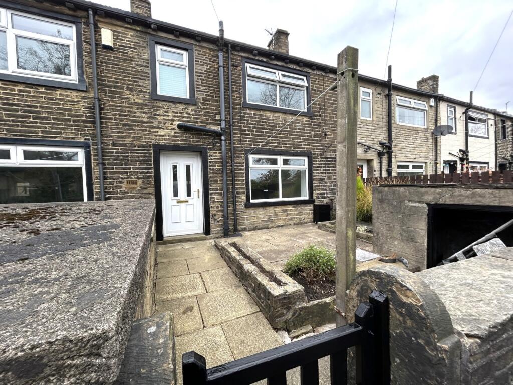Main image of property: Cross Lane, Halifax, West Yorkshire, HX3