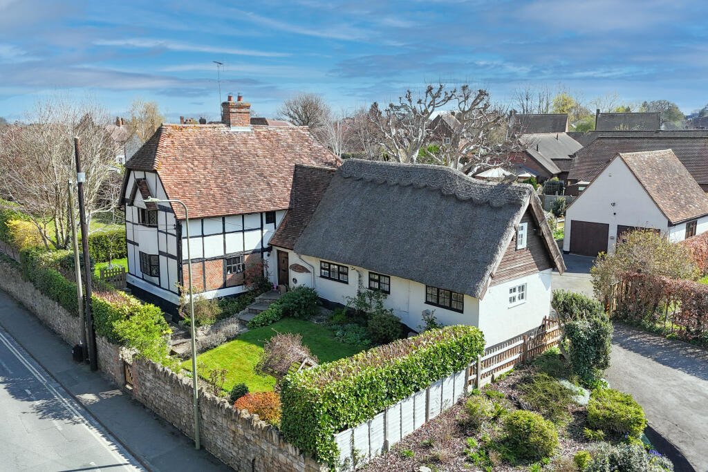 Main image of property: Thame, Oxfordshire, OX9