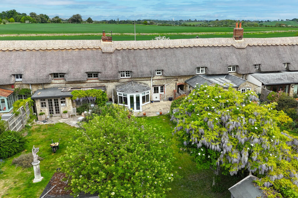 Main image of property: Great Haseley, Oxfordshire, OX44