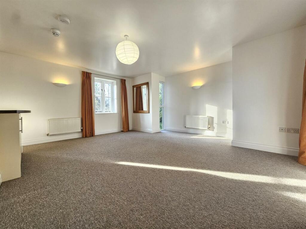 Additional property image - Flat 3, Old Paper Mill, Ditton Walk, Cambridge