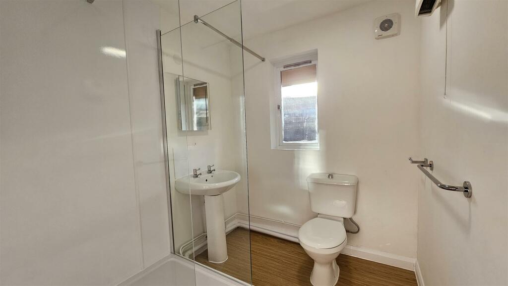 Additional property image - 12 Morleys Place, High Street, Sawston, Cambridge