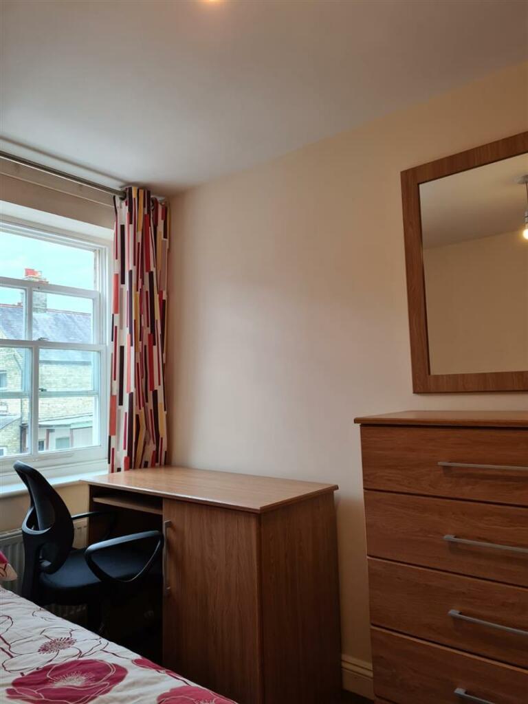 Additional property image - 1A Willis Road, Cambridge, CB1 2AQ