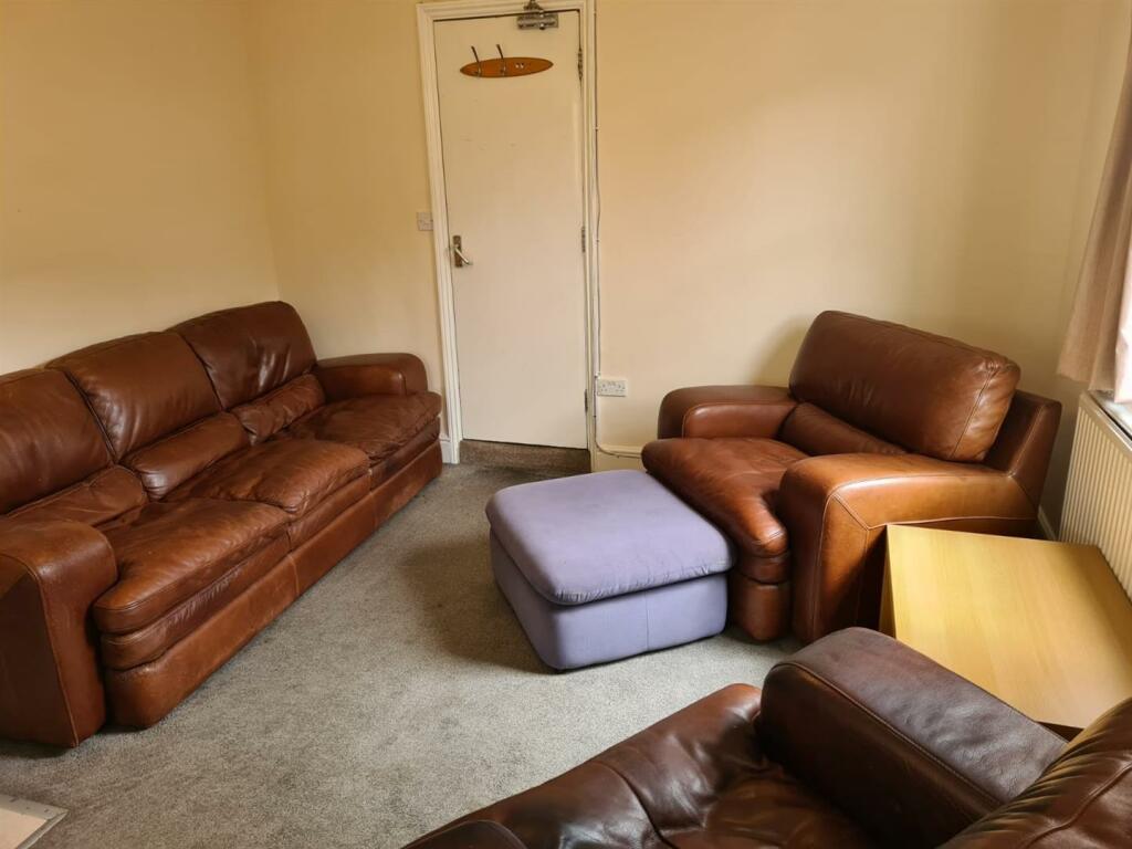 Additional property image - 136 Tenison Road, Cambridge, CB1 2DP