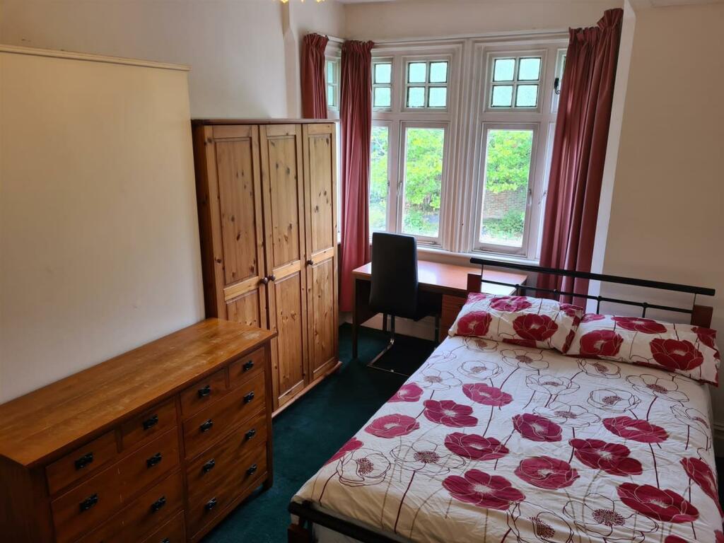 Additional property image - 136 Tenison Road, Cambridge, CB1 2DP