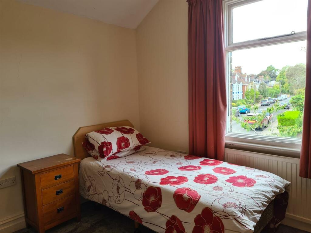 Additional property image - 136 Tenison Road, Cambridge, CB1 2DP